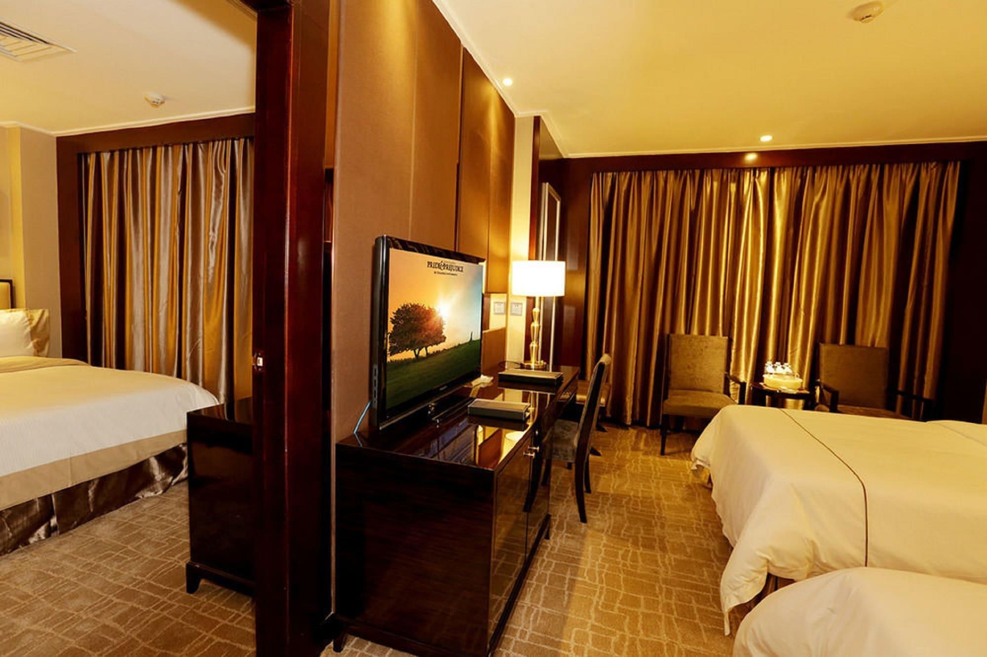 Mandarin Hotel Гуанчжоу Екстер'єр фото